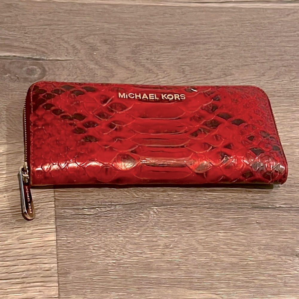 Michael Kors Large Snake Skin, Zip Closure, Wallet in Burgundy
